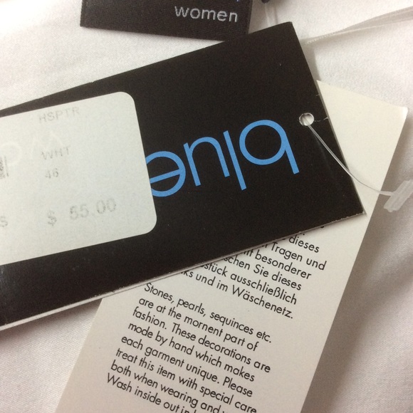 blue seven*(46)16US WOMENS TOP, V-Neck Embellished - Picture 7 of 9